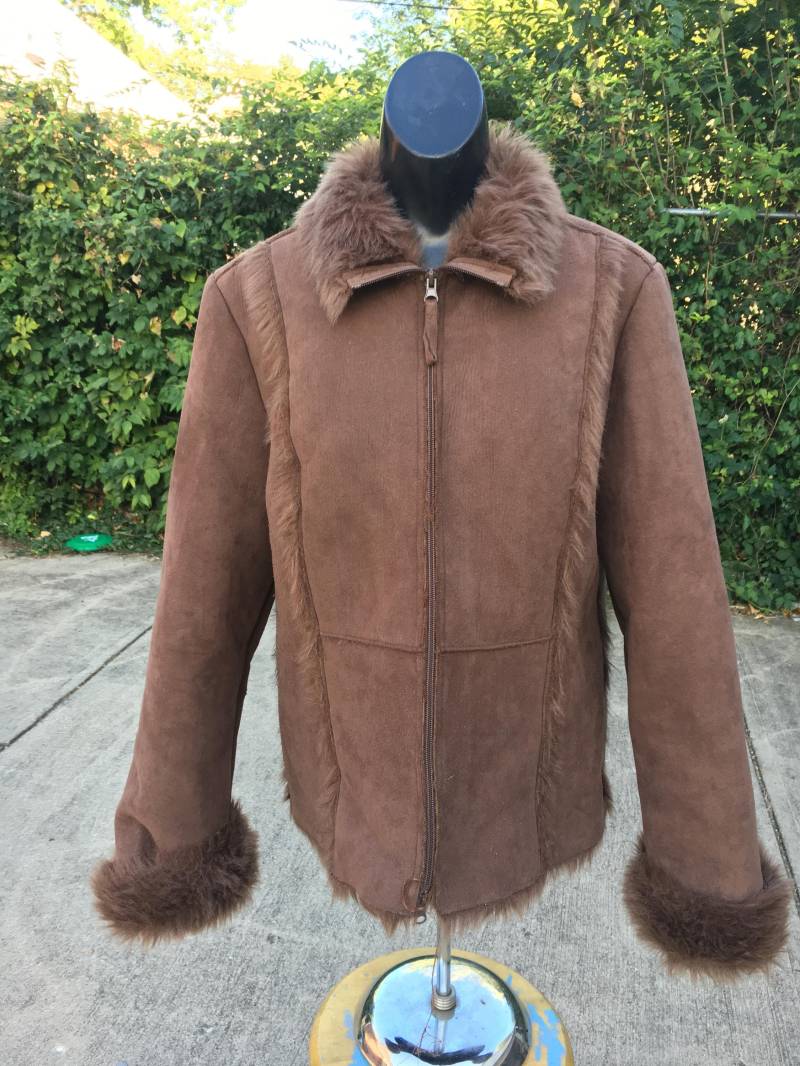 Wildleder Und Kunstfell-Jacke Wildleder Und Kunstfell-Jacke von GemCityRetro