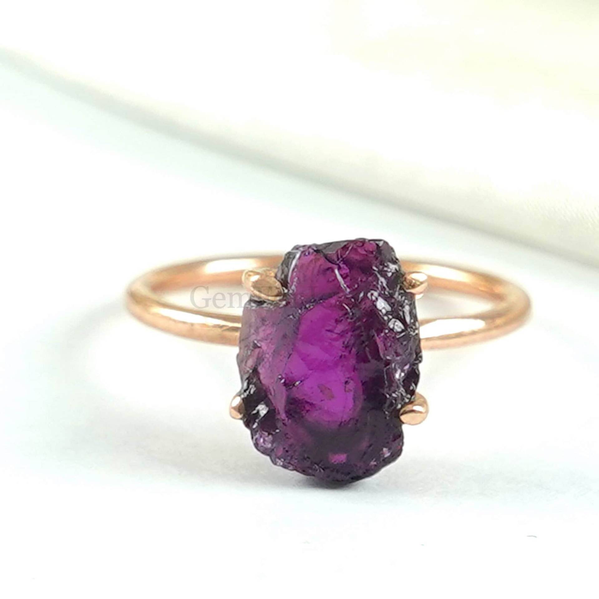 Roher Trauben Granat Ring, Rhodolith Trauben Schmuck, Roher Kristall Januar Birthstone Statement Ring Für Frauen von GemForJewelry