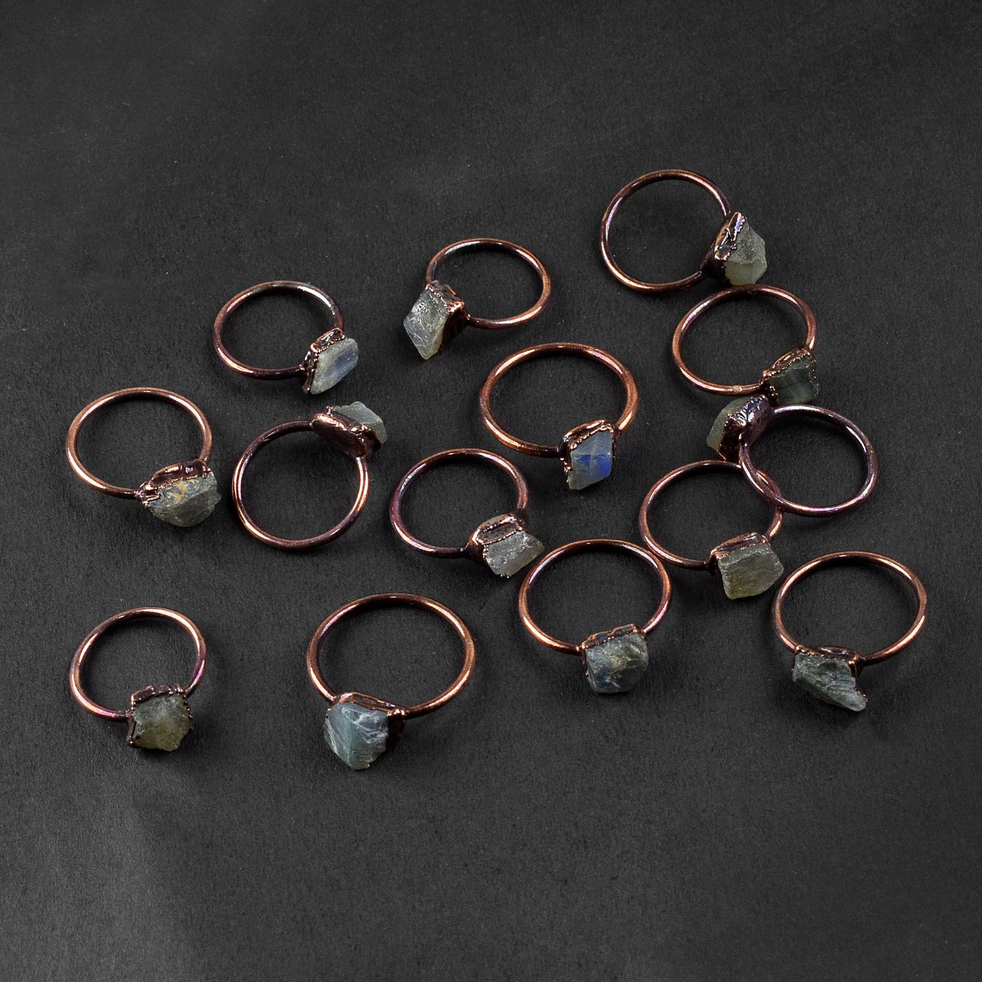 14 Stück Großhandel Lot, Ringe Messing Ring Edelstein Labradorit Ringe, Elektrogeformte Handgemachte Frauen von GemFormingStudio