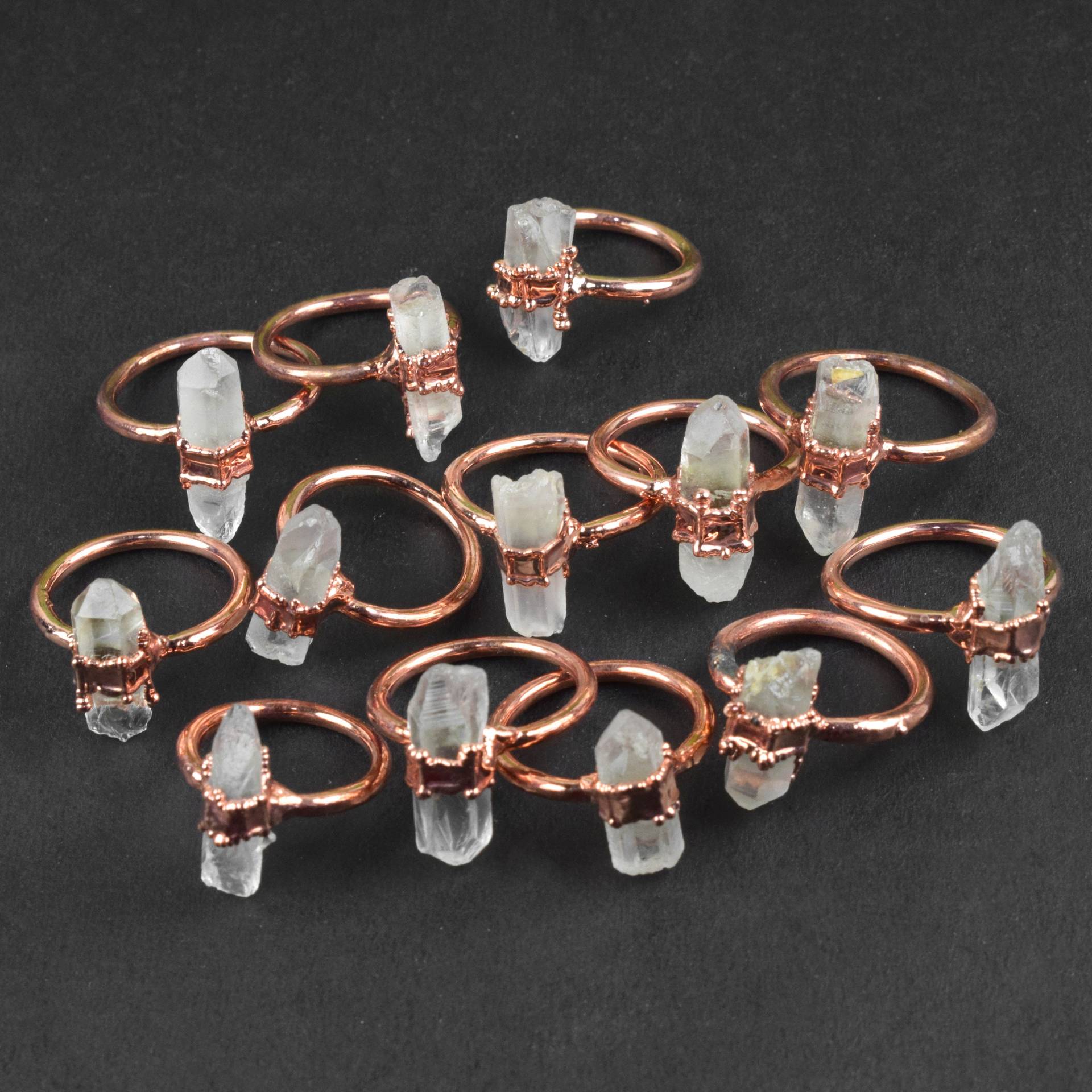 15 Stück Natürliche Kristall Großhandel Ringe Messing Ring Edelstein Elektrogeformte Handgemachte von GemFormingStudio