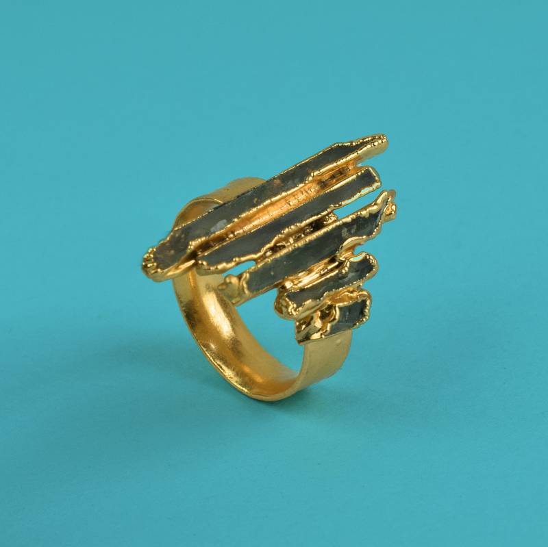 Antiker Roher Rauchquarzring, Rohsteinring, Bleistiftformring, Statement-Ring, Formring, Ring Für Frauen, Handgemachter Ring, Geschenk von GemFormingStudio