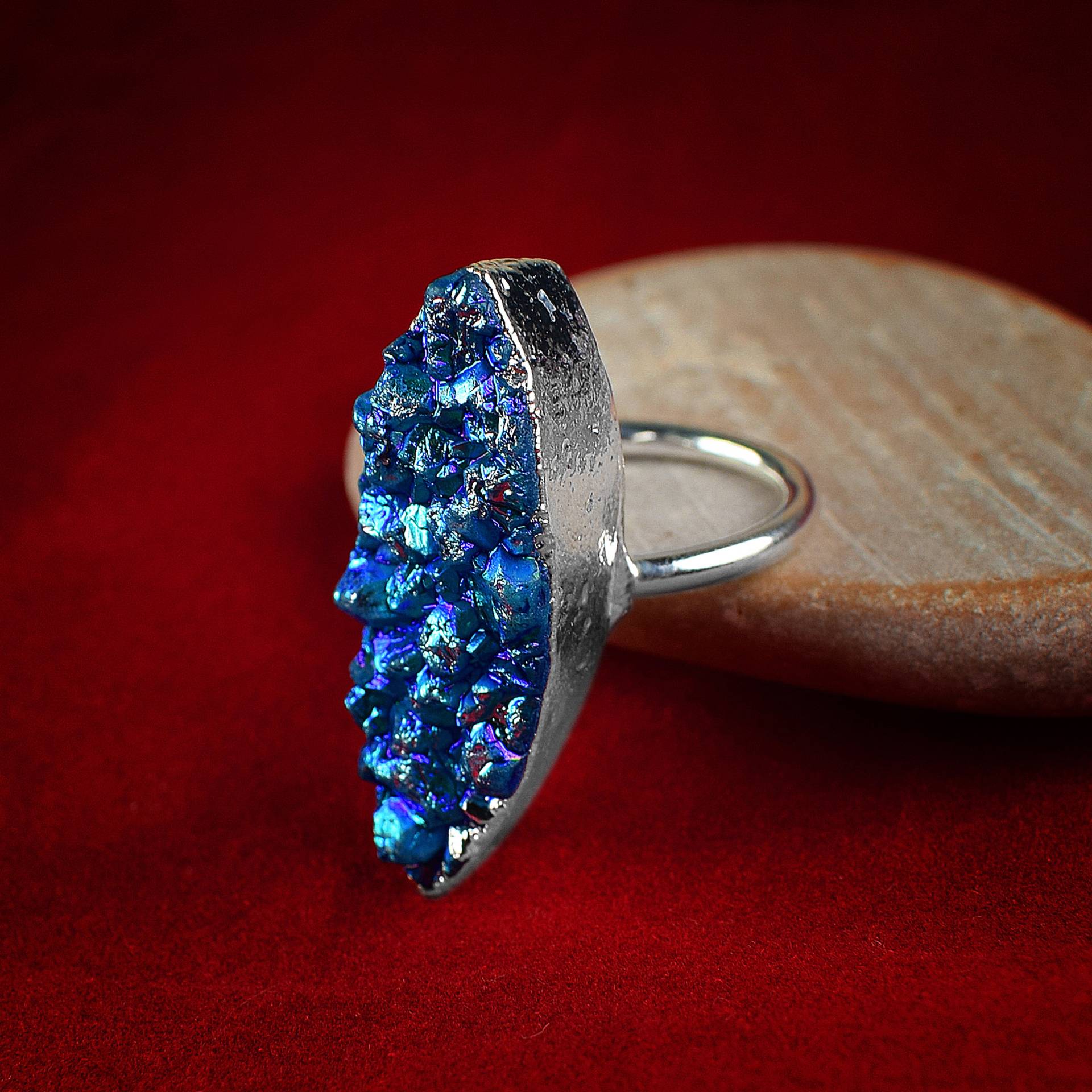 Blauer Druzy Ring | Edelstein Handgemachter Statement Geschenk Für Frauen Stapelbarer Marquise Stein Ehering von GemFormingStudio