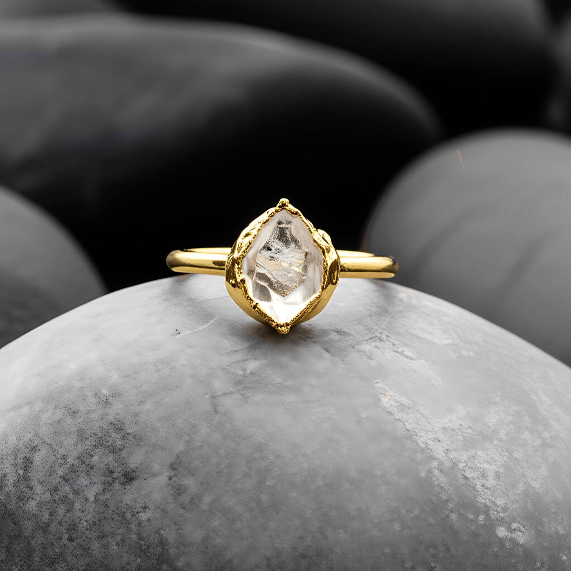 Herkimer Diamant Ring, Galvanisierter Messing Edelstein Ring von GemFormingStudio