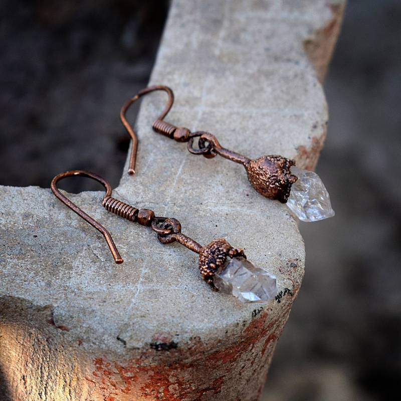 Kristall Quarz Baumeln Tropfen Ohrringe Messingohrringe ~ Electroform Antike Zweig Edelstein von GemFormingStudio