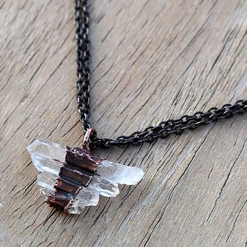 Natürliche Klare Kristall Bleistift Stein Anhänger Edelstein ~ Für Frauen Halskette Heilstein Kettenanhänger von GemFormingStudio