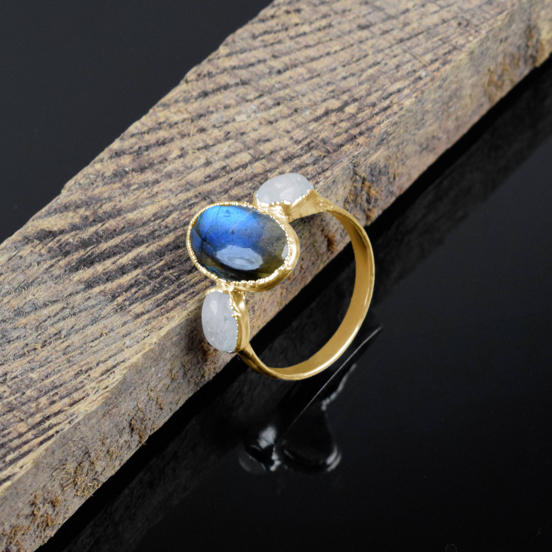 Natürlicher Feuer Labradorit Und Mondstein Ring Multi Stone Boho Ringe Für Frauen Ehering Geschenke Sie von GemFormingStudio