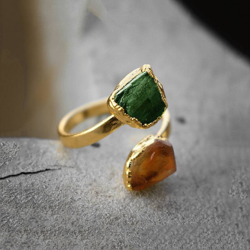 Smaragd Ring | Citrin Rohstein Ringe Für Frauen Geschenk Sie Trendige Messing Statement Boho-Ringe von GemFormingStudio