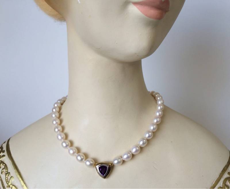 Süßwasser Perlen Halskette Mit Amethyst Herzstück Süßwasser Perlen Halskette Mit Amethyst Herzstück von GemGlobe