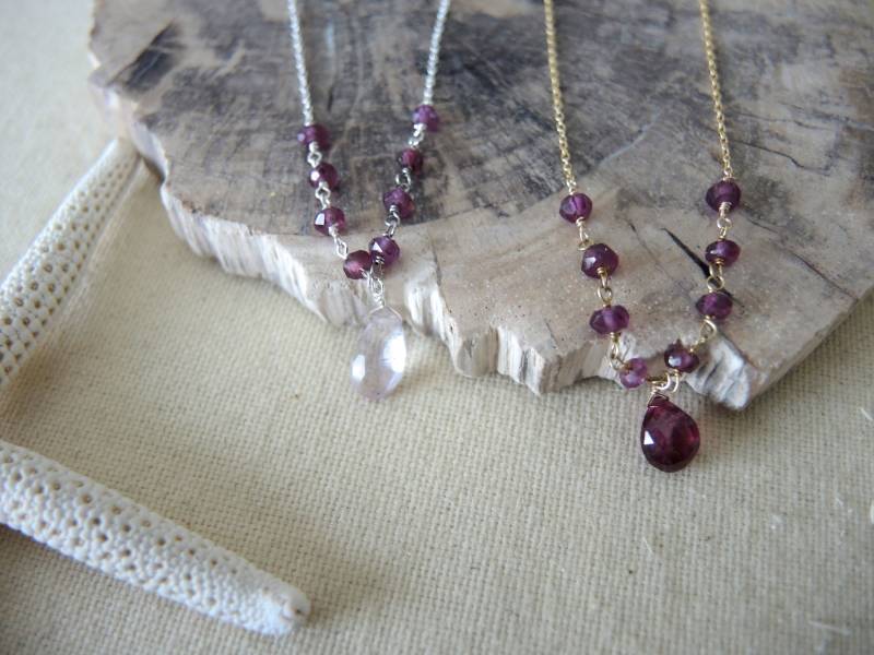 Rhodolith Granat Halskette Tropfen-Rosenquarz, Gold Gefüllt, Januar Geburtsstein von GemJewelrybyHWestNY