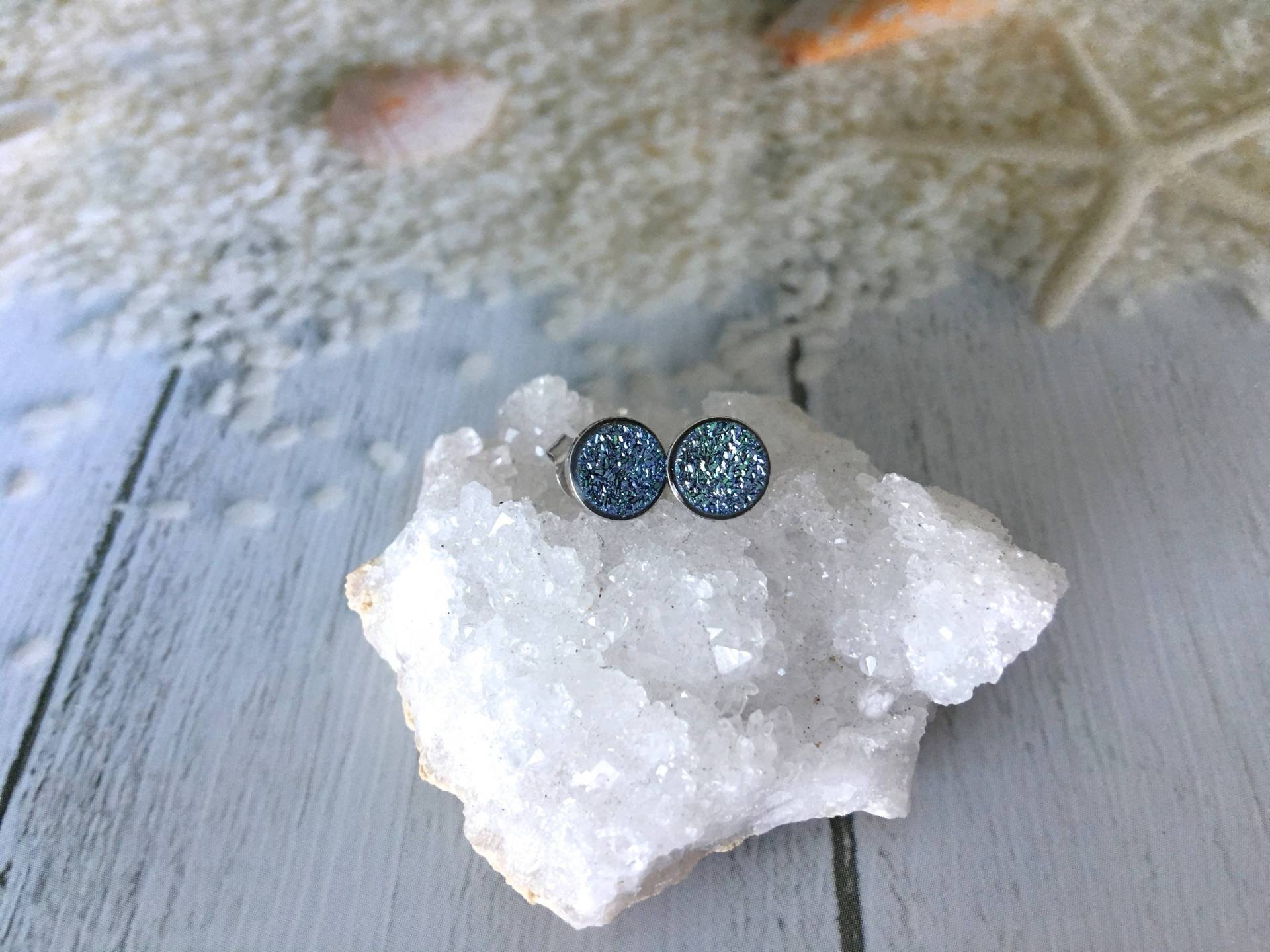 Lime Grün Druzy Ohrstecker Sterling Silber Lünette Ohrringe, Rund 6 Mm Lime Grün Druzy Ohrstecker Sterling Silber Lünette Ohrringe, Rund 6 Mm von GemJewelrybyHWestNY