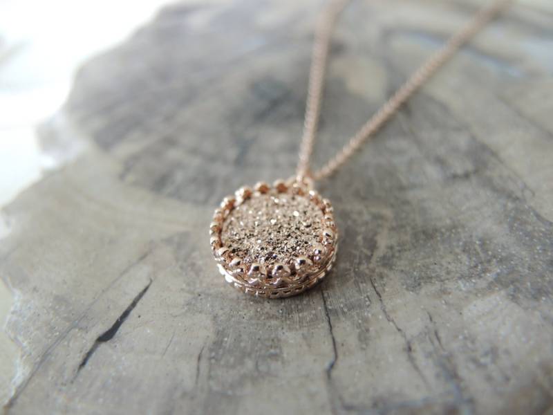 Rosegold Druzy Kette Anhänger Krone Aus 18K Vermeil 10 Mm von GemJewelrybyHWestNY