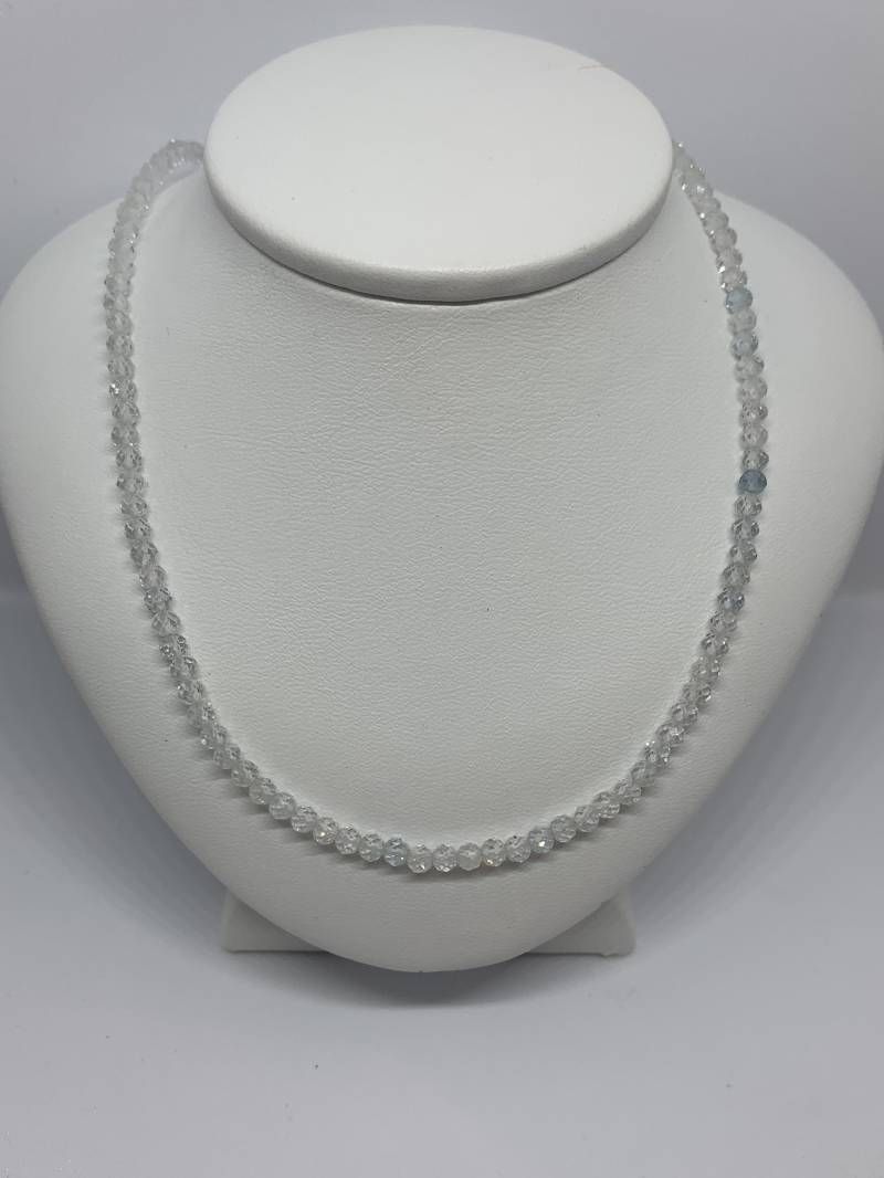 Weißtopas Collier Weißtopas Collier von GemRocksUnikate