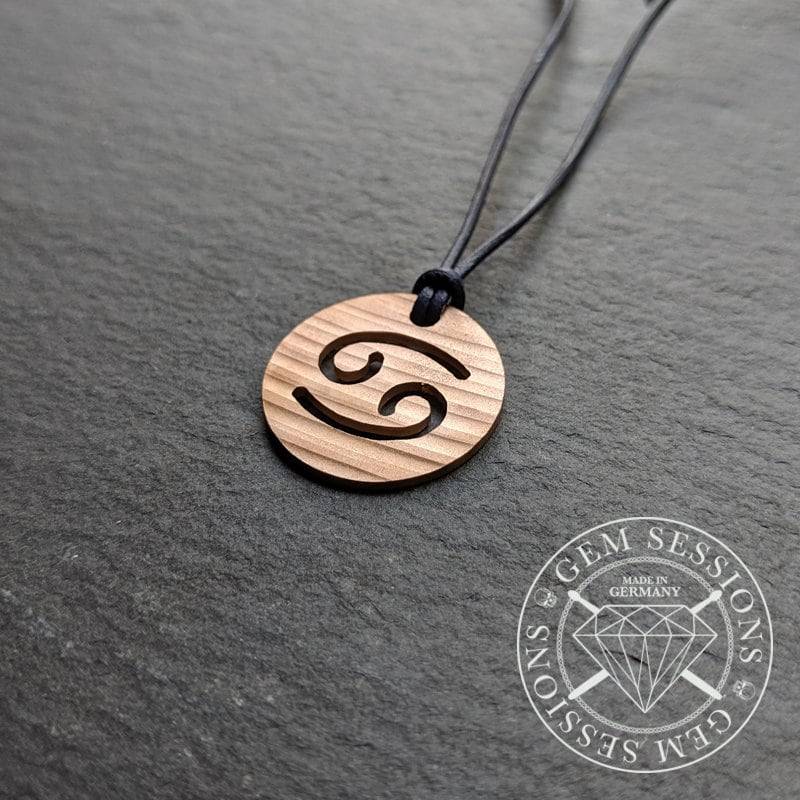 Halskette Mit Schmuckanhänger Aus Schlagzeugbecken "Cancer | Krebs" von GemSessionsJewelry