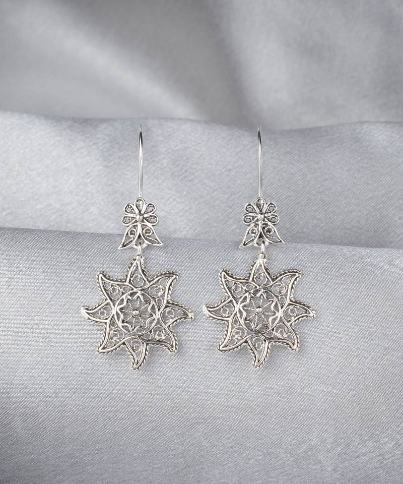 925 Sterling Silber Stern Frauen Baumeln Ohrringe, Massivsilber Handgefertigte Filigrane Kunst Celestial Baumeln Tropfen Ohrringe von GemSilverUS