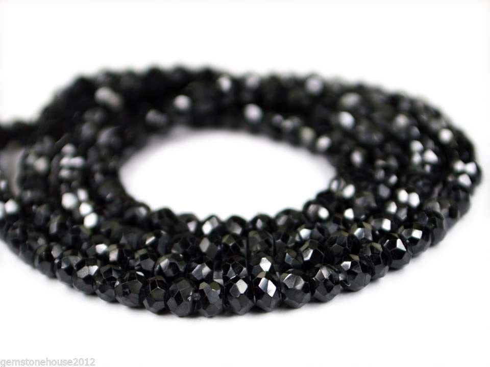 Aaa + Super Feine Schwarze Spinell 4 - 4, 50 Mm Rondelle Facettierte Perlen 25 "Halskette Mit Verstellbaren Versilberten Verschluss Aaa + Super Feine Schwarze Spinell 4 - 4, 50 Mm Rondelle Facettierte Perlen 25 "Halskette Mit Verstellbaren Versilberten Verschluss von GemStoneHouse2012