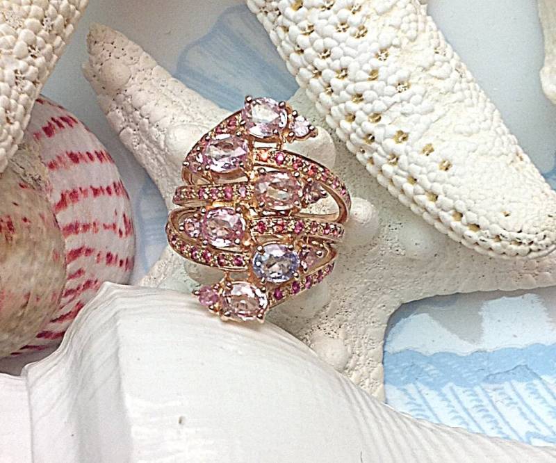 Echte Helle Farbe Fancy Saphir Mit Natürlichem Rosa Turmalin Ring von GemVorawanByAlexis