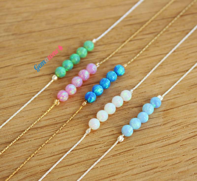 Zierliches 14K Gold Filled Lab Opal Perlenarmband von GemazoneJewelry