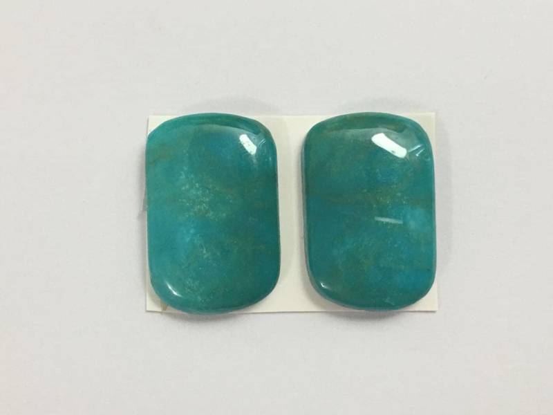 16x25mm Kingman Türkis Gepaarte Cabochons, Natürliche Cabochons. Grünlich Blaue Farbe. Preis Für Zwei Stück T088 16x25mm Kingman Türkis Gepaarte Cabochons, Natürliche Cabochons. Grünlich Blaue Farbe. Preis Für Zwei Stück T088 von Gembeadstore