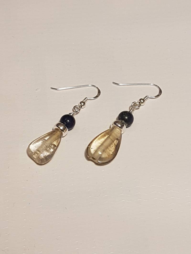 Lapis Lazuli Und Teadrop Ohrringe Lapis Lazuli Und Teadrop Ohrringe von GemelaGems