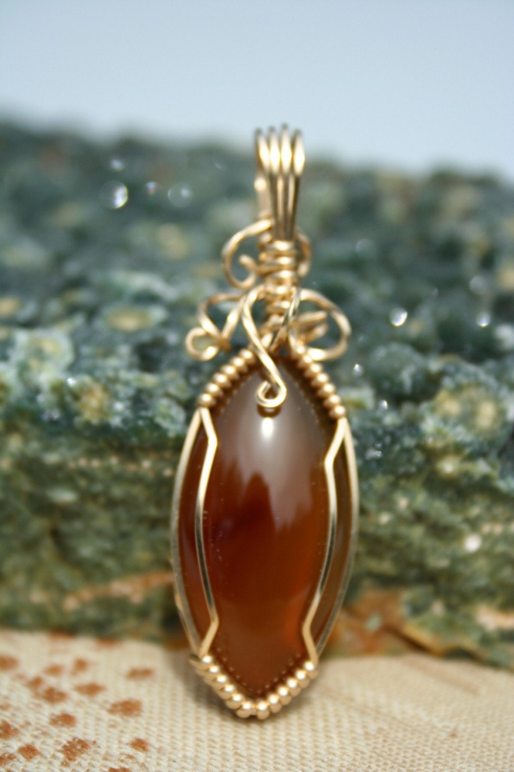 Crimson Eye von Gemforgejewelry