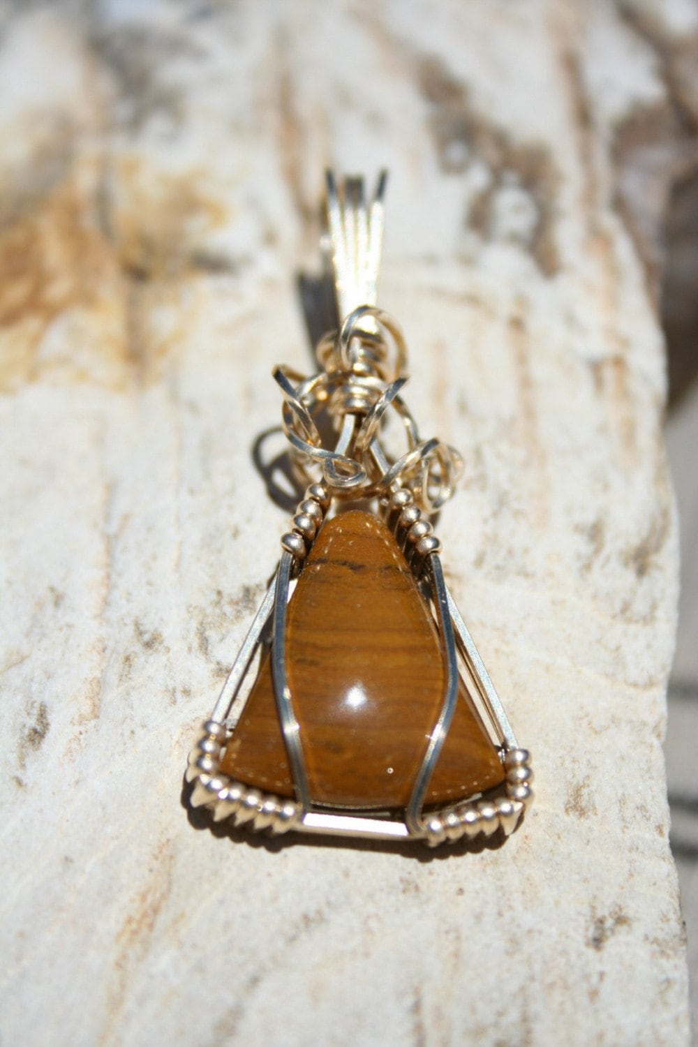 Texas Versteinertes Holz Keil von Gemforgejewelry