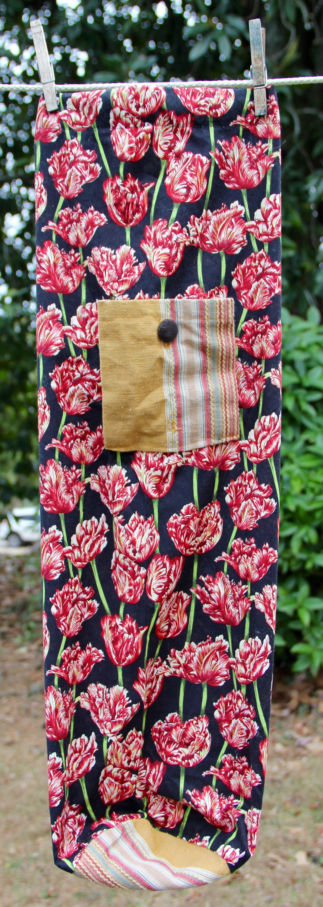 Yoga-Matte Tasche Mit Fronttasche Yoga-Matte Tasche Mit Fronttasche von GeminiTacticsStudio