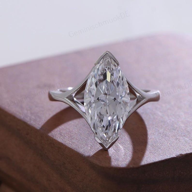 2Ct Atemberaubender Marquise Cut Diamant Solitärring - Einzigartiger Statement-Verlobungsring Eleganter Weißgold Brautring, Luxus-Jubiläumsgeschenk von GeminischmuckDE