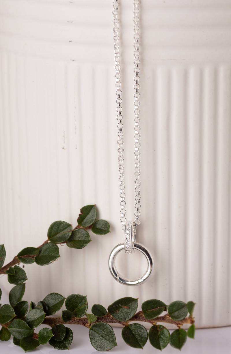 Glitzernde Charm Carrier-Halskette - Silberne Halskette Zur Aufbewahrung Ihrer Lieblingsanhänger Glitzernde Charm Carrier-Halskette - Silberne Halskette Zur Aufbewahrung Ihrer Lieblingsanhänger von GemmaJJewellery