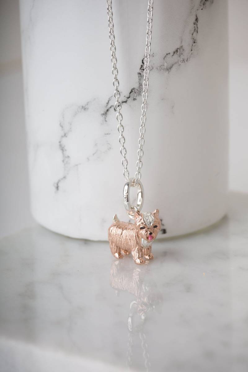 Yorkshire Terrier Halskette Rosegold Vermeil Silber Hund Charm Anhänger Yorkshire Terrier Halskette Rosegold Vermeil Silber Hund Charm Anhänger von GemmaJJewellery