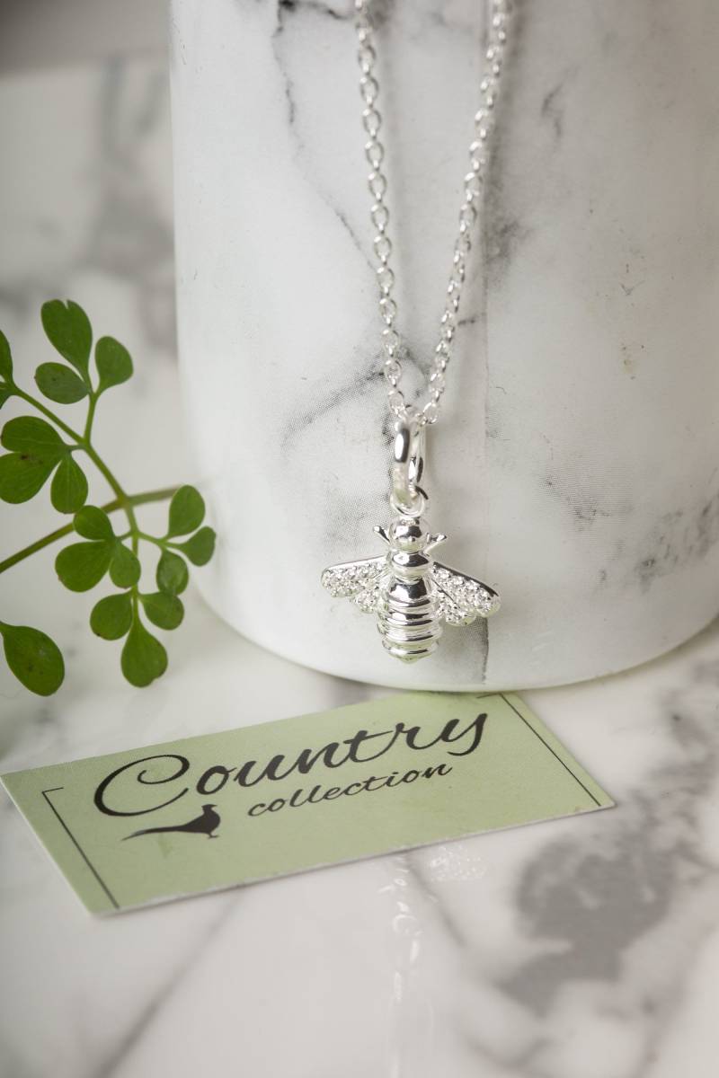 sterling Silber Bienen-Anhänger Mit Zirkonia-Flügeln sterling Silber Bienen-Anhänger Mit Zirkonia-Flügeln von GemmaJJewellery