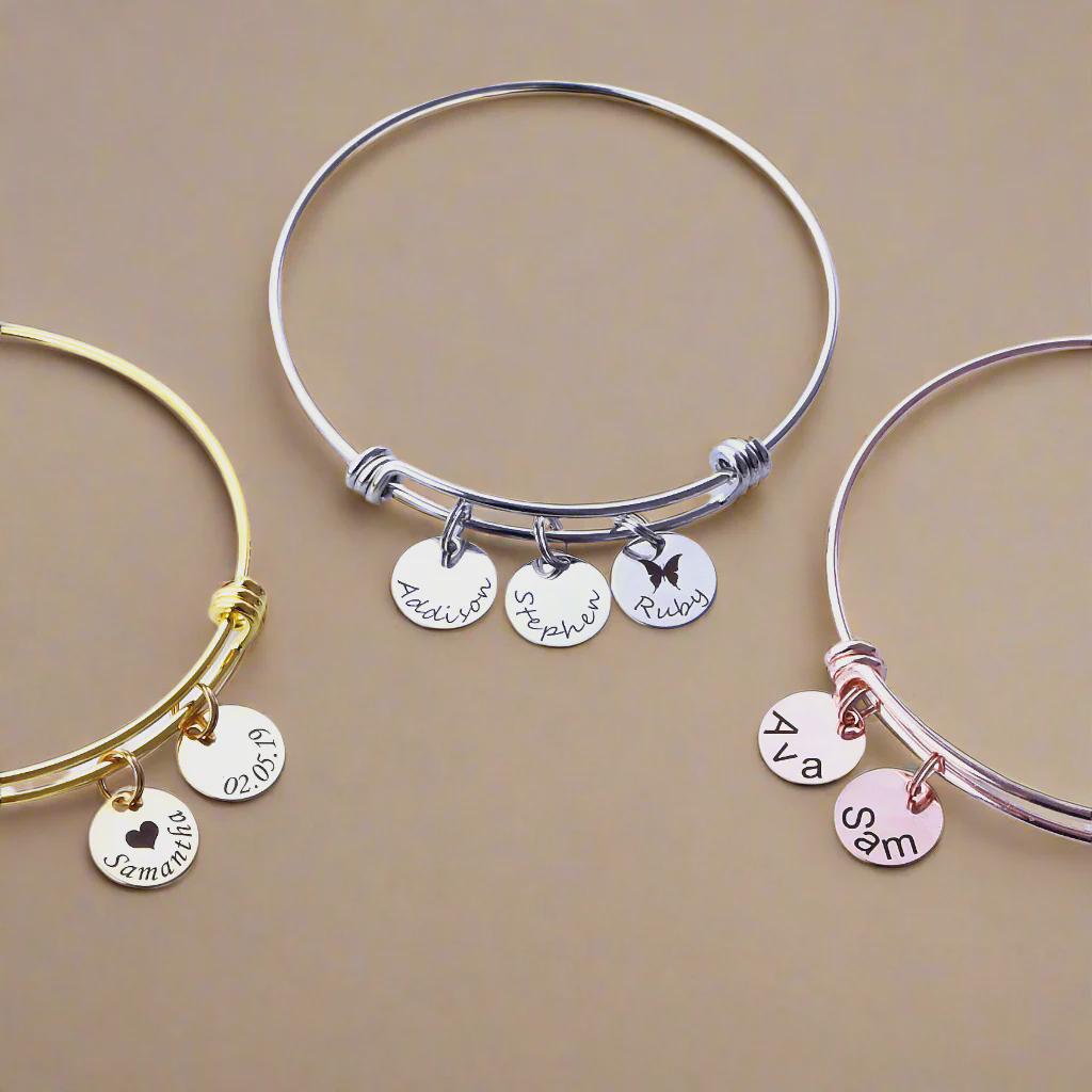 Personalisierter Namensarmband-Armband 16K Gold, Roségold Oder Silber von Gemnotic