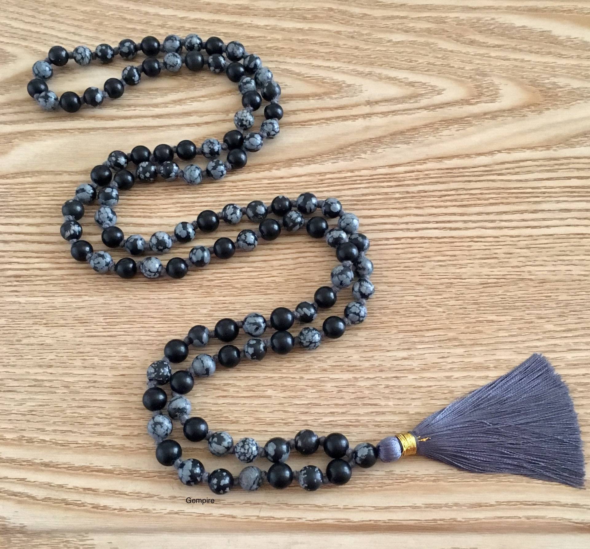 Schneeflocken Obsidian Mala Halskette 8-9 Mm, 108 Perlen Verknotete Quastenkette, Japa Mala, Schwarzer Herrenkette, Wurzelchakra Schneeflocken Obsidian Mala Halskette 8-9 Mm, 108 Perlen Verknotete Quastenkette, Japa Mala, Schwarzer Herrenkette, Wurzelchakra von GempireIN