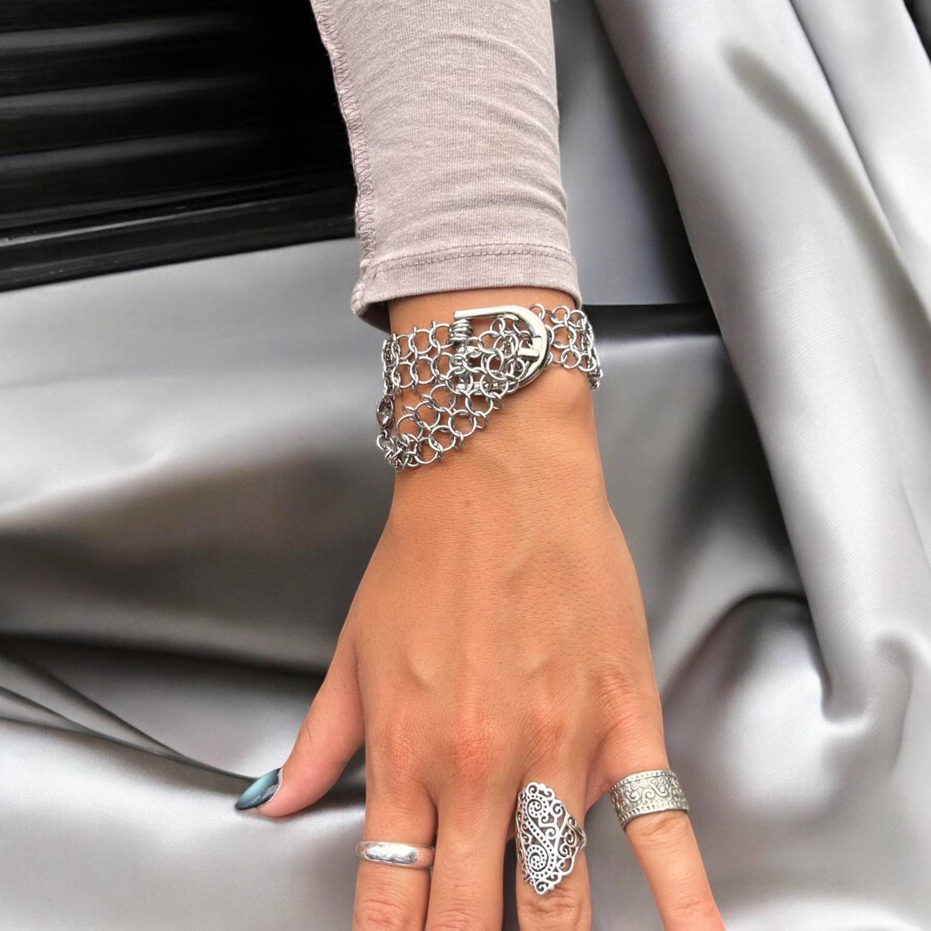 Chainmaille Armband Aus Edelstahl Mit Karabinerverschluss, Einheitsgröße von GemsByGiovanna