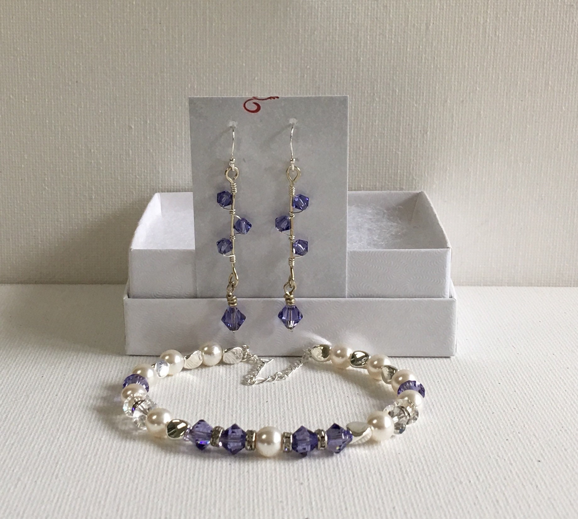 Swarovski Birthstone Armband Und Ohrring Set von GemsByGiovanna