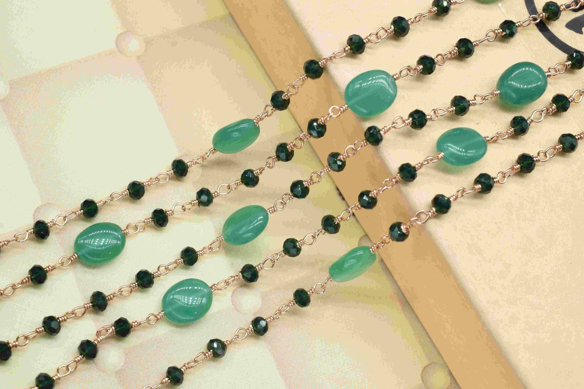 Natürliche Grüne Onyx Glatte Ovale Rosenkranz Stil Perlenkette, Vergoldete Draht Gewickelte Kette, Edelstein Verknüpfte Handgemachte Kette von GemsCreationINC