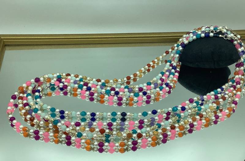 Handgemachte Swarovski Perlen Und Süßigkeiten Jade Halskette von GemsEternity