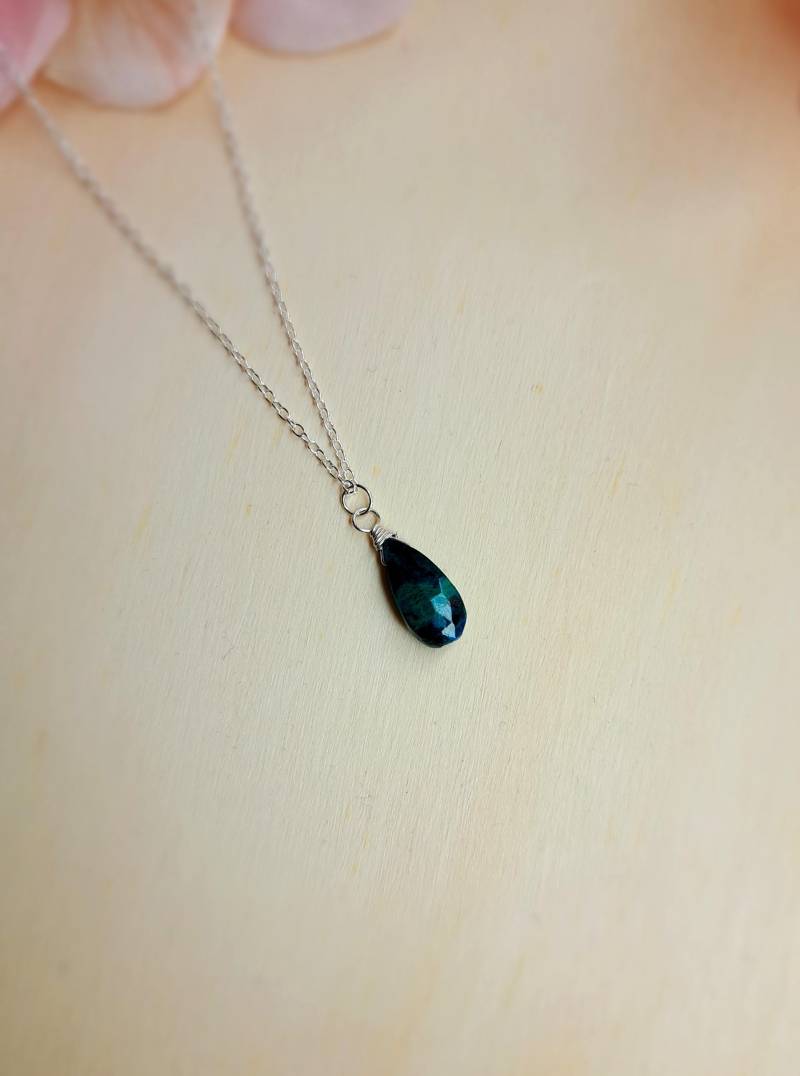 925 Sterling Silber Halskette Mit Chrysokoll-Anhänger von GemsJewelsbyAnni