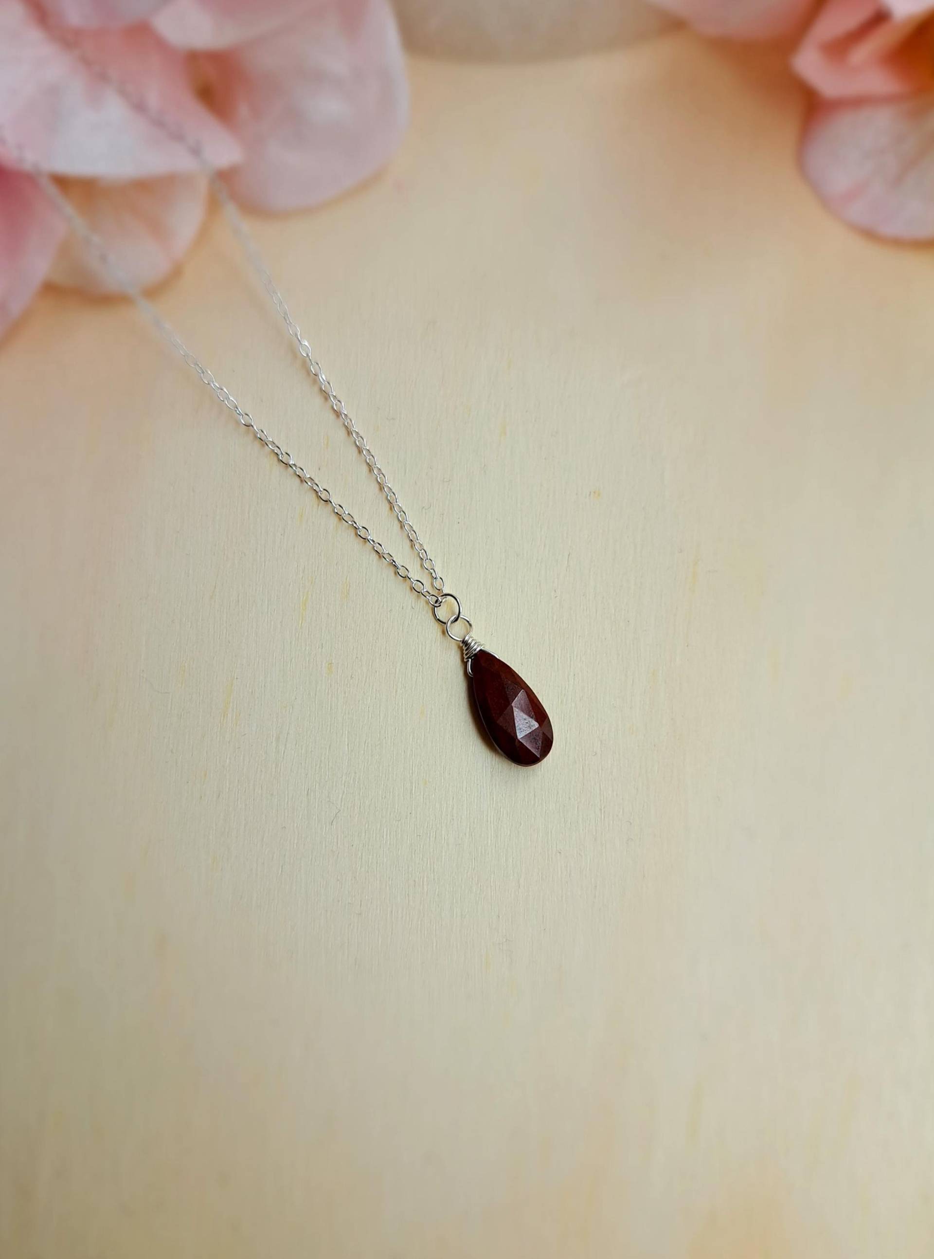 925 Sterling Silber Halskette Mit Jaspis-Anhänger von GemsJewelsbyAnni