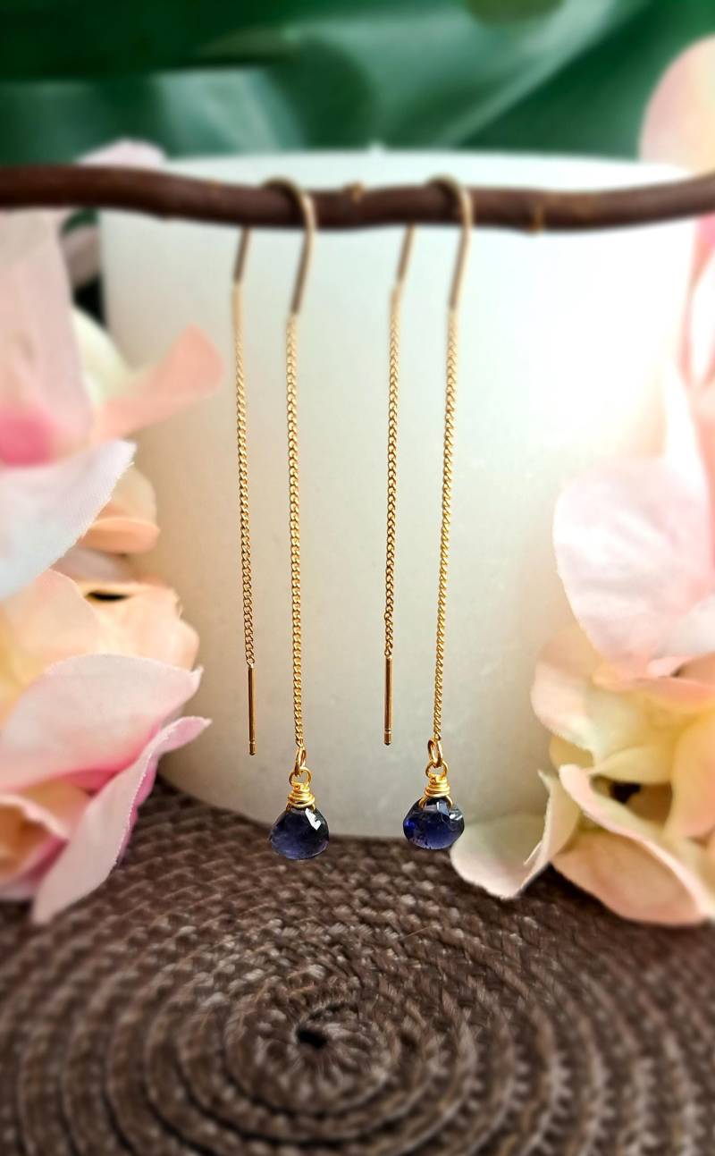 Dezente, Vergoldete Threader-Ohrringe Mit Iolith-Anhänger von GemsJewelsbyAnni