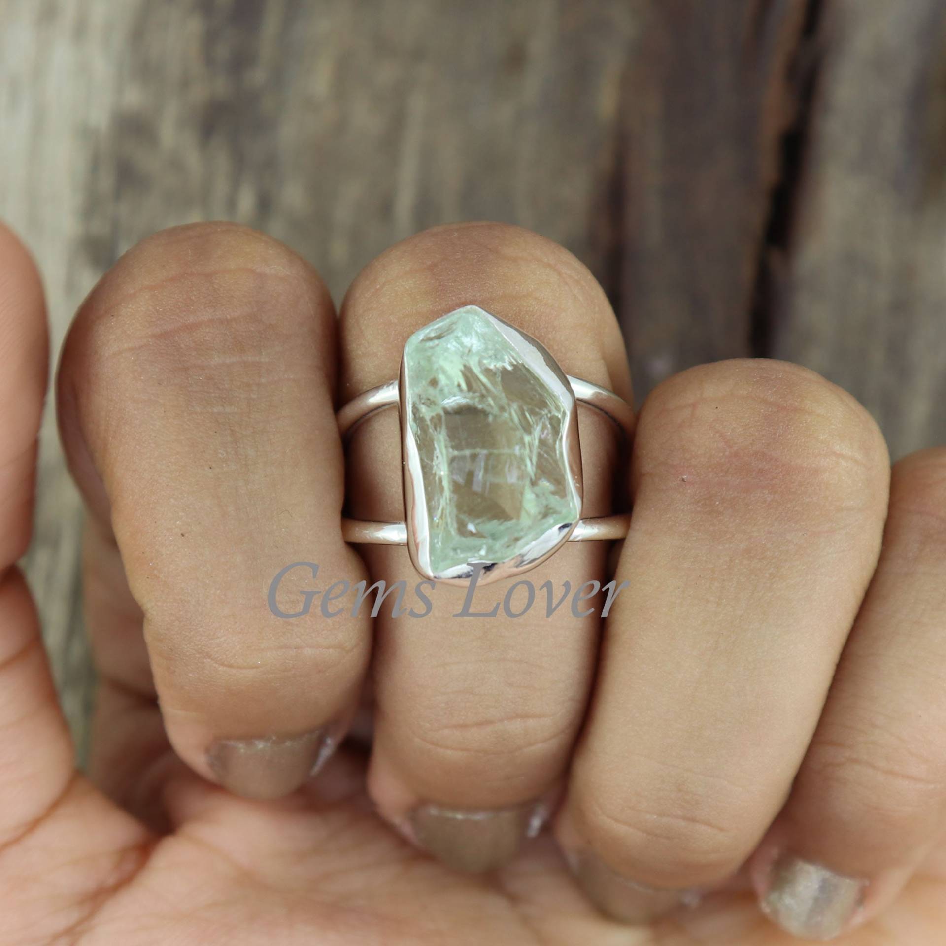 Echter Roher Grüner Amethyst Ring, 925 Sterling Silber Heilstein Frauen Kristall Roher Ungeschliffener Stein Boho Ring von GemsLoverArt