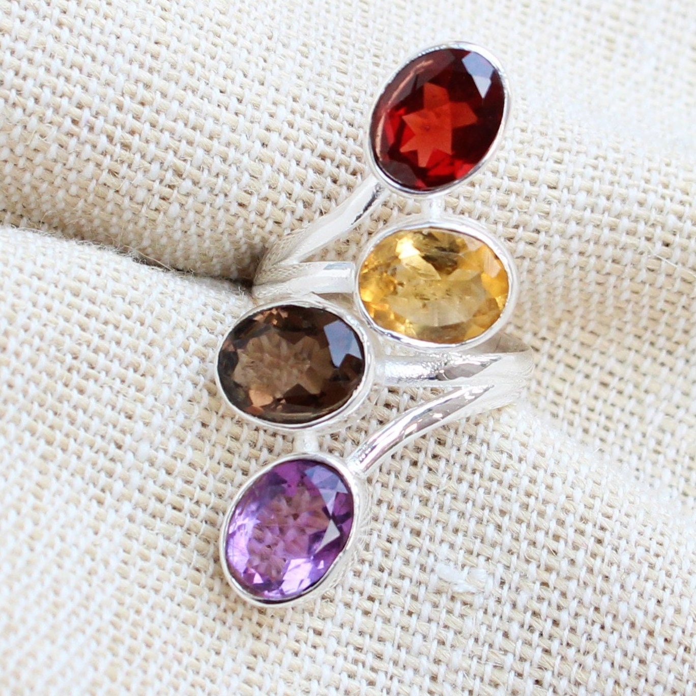 Multistone Ring, Granat Amethyst Citrin Rauchquarz Kalibrierte Edelsteine, Sterling Silber Hochzeit Schmuck, Geschenke Zum Gedenktag von GemsNjewelrystudio