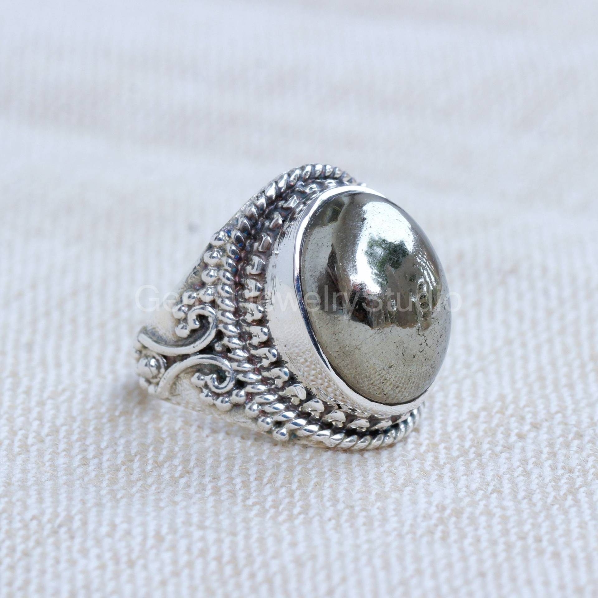 Pyrit Sterling Silber Ring, Geschenk Für Sie, Natürlicher Edelstein, Spirituelles Geschenk, Brautschmuck Schmuck Nach Maß, Energiestein von GemsNjewelrystudio