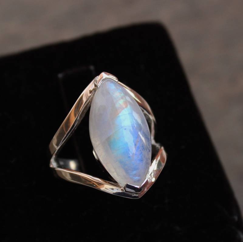 Regenbogen Mondstein Ring Sterling Silber Schmuck, Bunter Natürlicher Blitz Mondstein, Geschenk Für Sie, Statement Ringe, Jubiläumsgeschenk, Boho von GemsNjewelrystudio