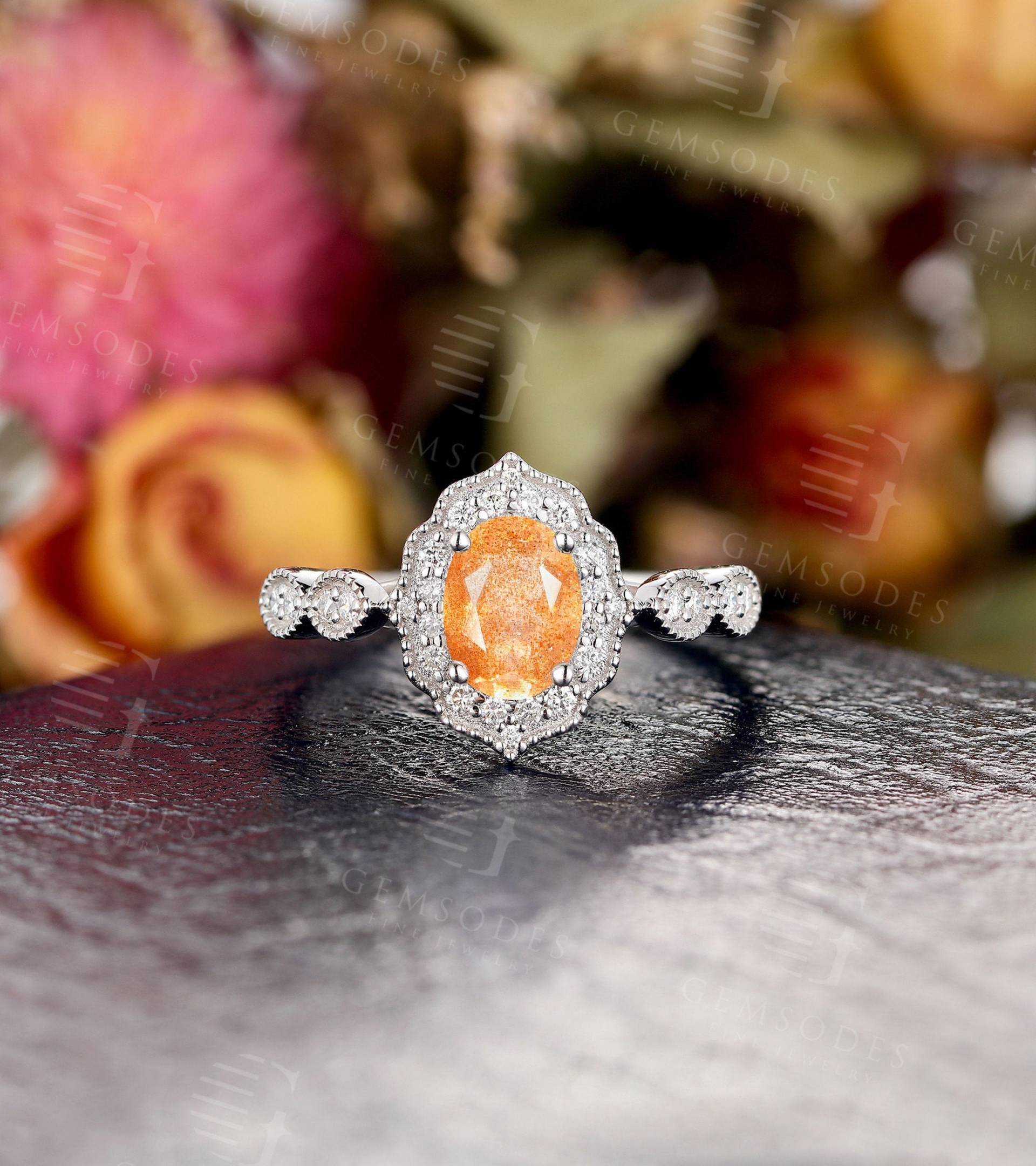 Art-Deco-Afrika Sunstone Verlobungsring Weißgold Ehering Vintage Diamant Ring Halo-Ring Milgrain Jahrestag Versprechen von GemsOdes