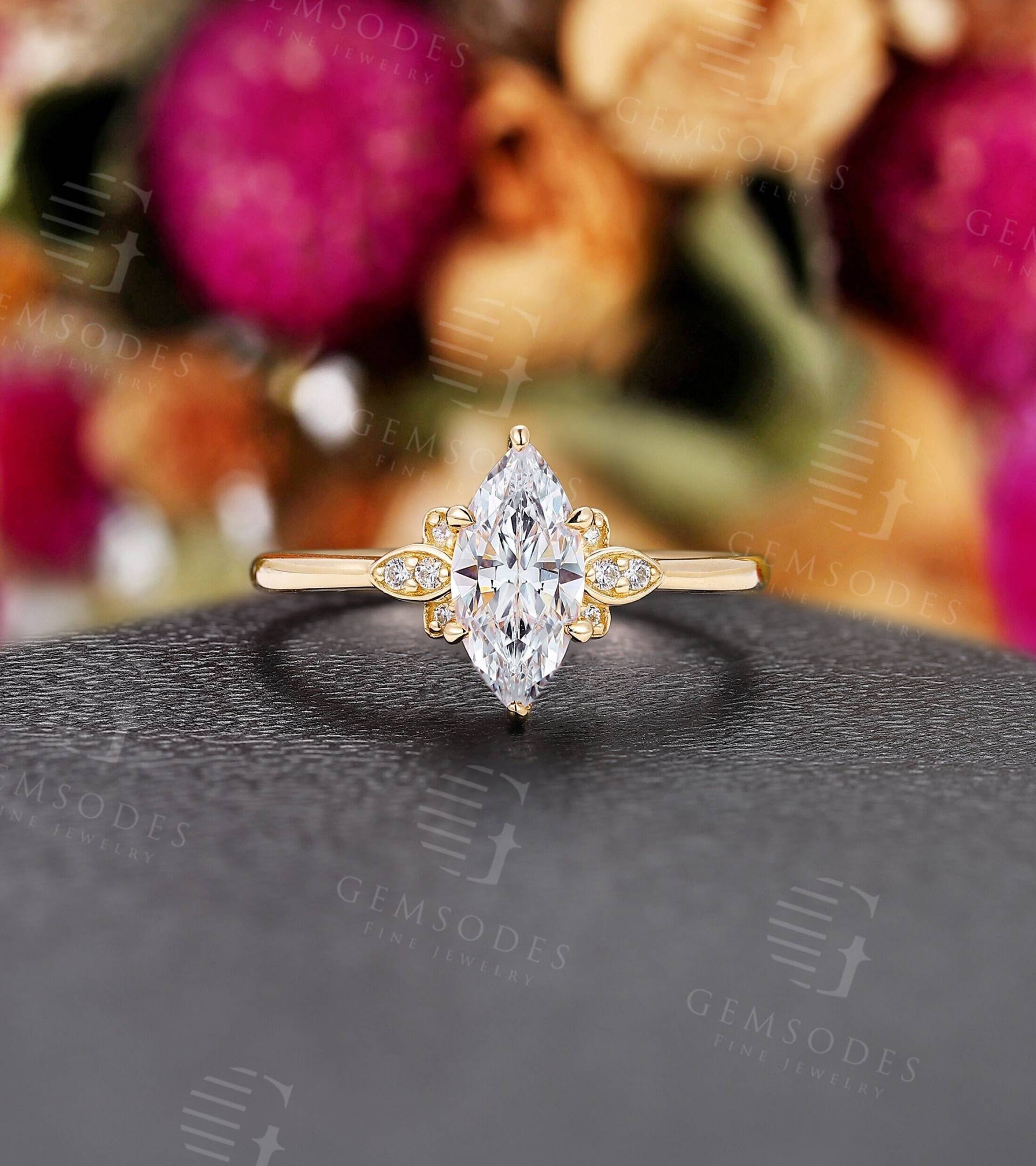 Marquise Schliff Moissanite Verlobungsring Gelbgold Ring Cluster Naturring Diamant Roségold Promise Krappenset von GemsOdes