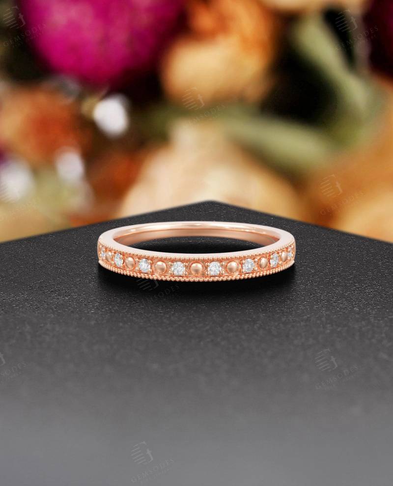 Vintage Moissanite Ehering, Rose Gold Milgrain Stacking Ring Für Frauen, Antikes Jubiläum Versprechen Band, Zierliche Pflastern Halben Eternity von GemsOdes