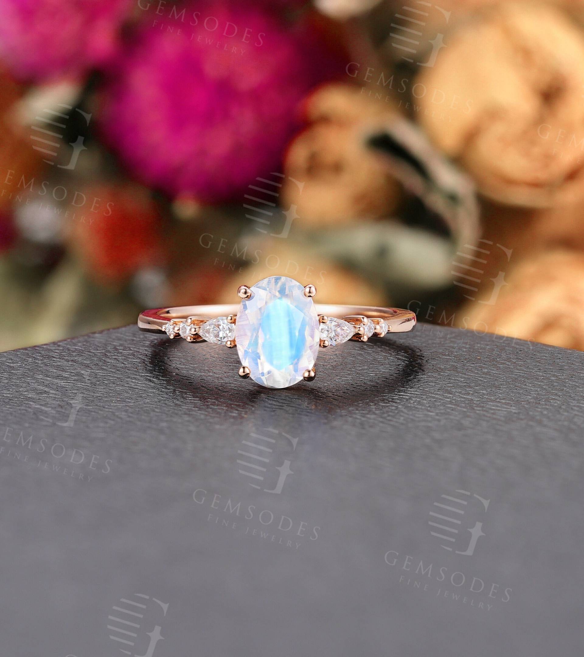 Vintage Mondstein Oval Verlobungsring Art Deco Ehering Rosegold Ring Unikat Moissanit Zacken Set Brautring Versprechen Jahrestag von GemsOdes