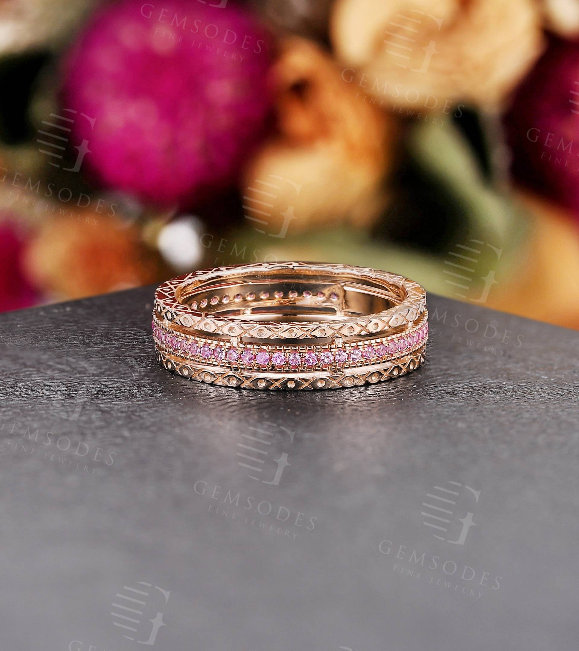 Vintage Pink Saphir Ehering Rose Gold Braut Art Deco Milgrain Antiuqe Eternity Ring 1950Er 925 von GemsOdes