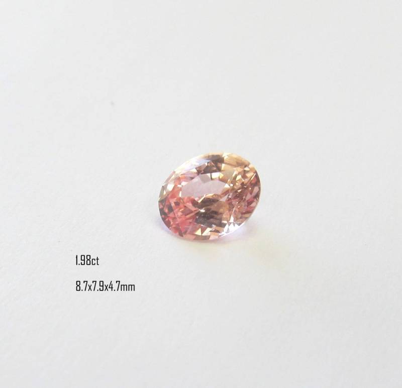 Padparadcha Saphir Für Verlobungsringe , Gia Zertifiziert Padparadcha Saphir Für Verlobungsringe , Gia Zertifiziert von GemsOfCeylon