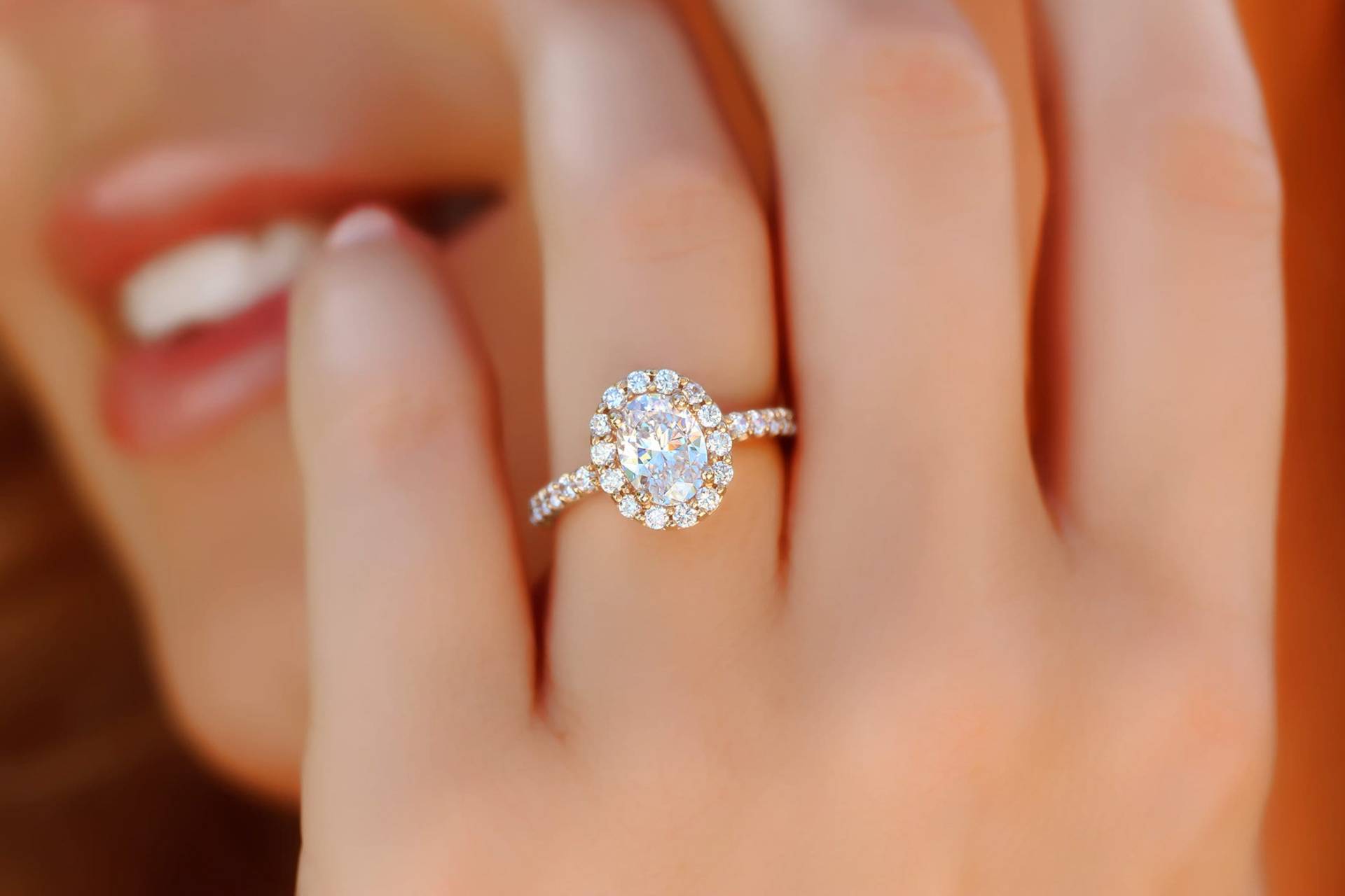 Ovaler Verlobungsring | Halo Oval Geschliffener Moissanit Ring Rosegold 1, 5 Ct Diamant Ehering Frauen Hochzeitsgeschenke Verlobungsring Band von GemsandKarats